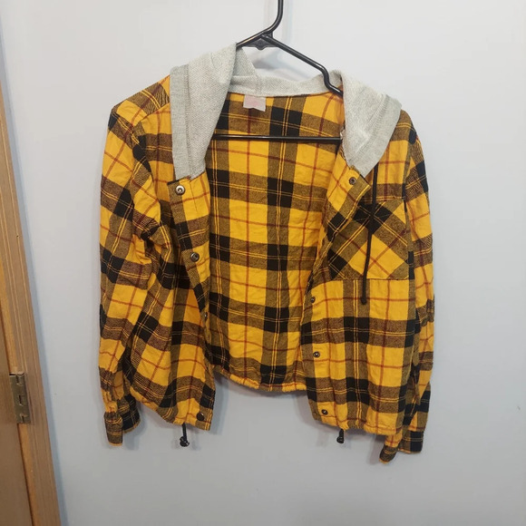No Boundaries Cinched Waist Plaid Hoodie Yellow med plaid button on snap 💛 - Picture 9 of 11